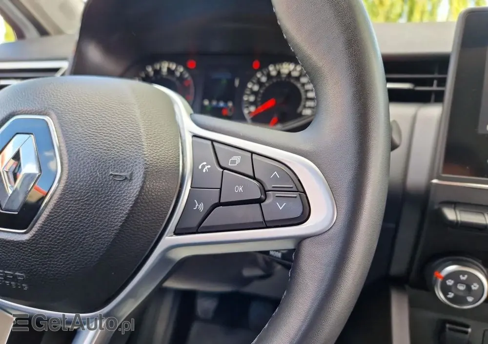 RENAULT Clio 1.0 TCe Zen