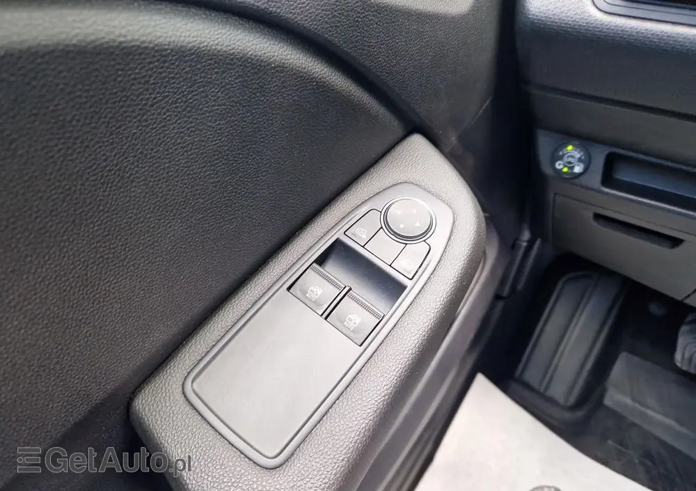 RENAULT Clio 1.0 TCe Zen