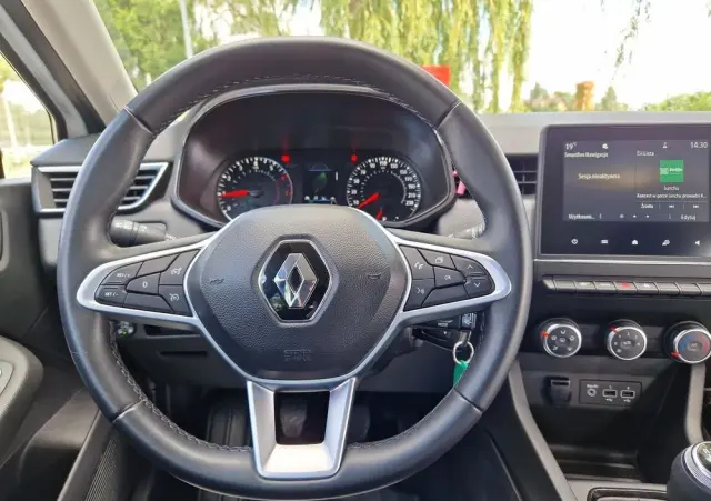 RENAULT Clio 1.0 TCe Zen