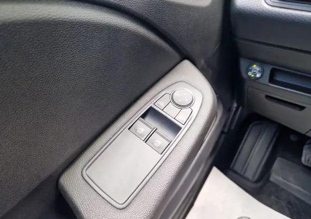 RENAULT Clio 1.0 TCe Zen