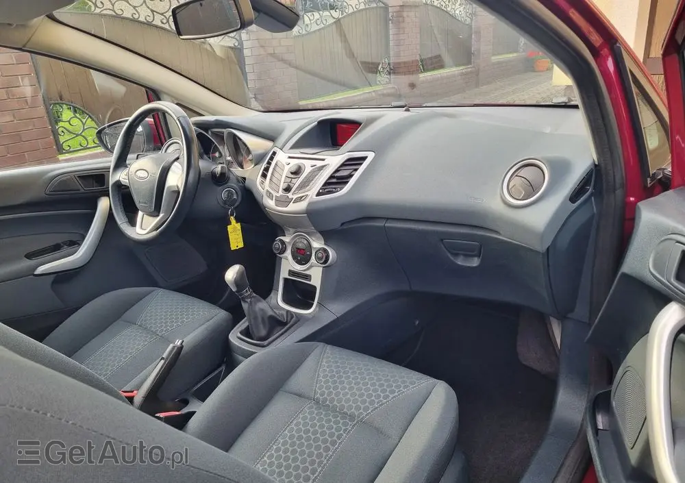 FORD Fiesta 1.4 White Magic