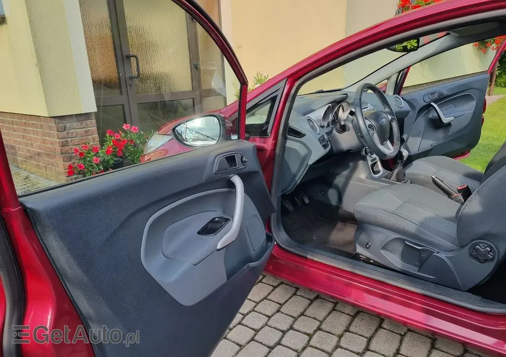 FORD Fiesta 1.4 White Magic