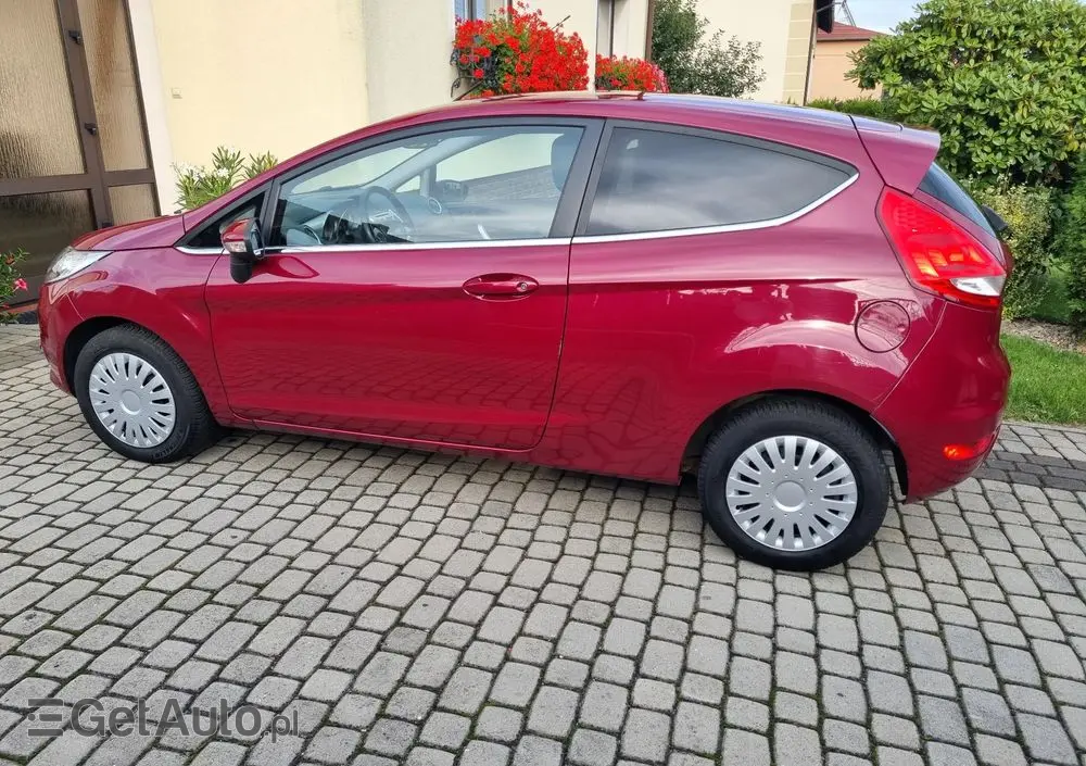 FORD Fiesta 1.4 White Magic
