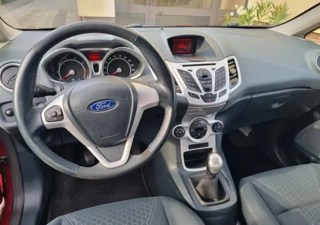 FORD Fiesta 1.4 White Magic