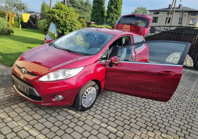 FORD Fiesta 1.4 White Magic