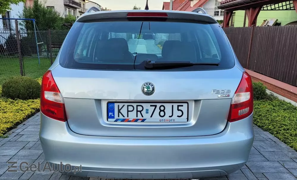 SKODA Fabia 1.2 HTP Elegance