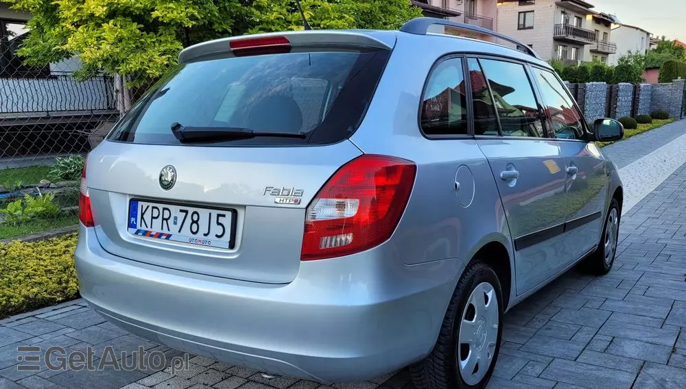 SKODA Fabia 1.2 HTP Elegance