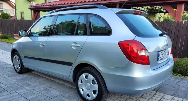 SKODA Fabia 1.2 HTP Elegance