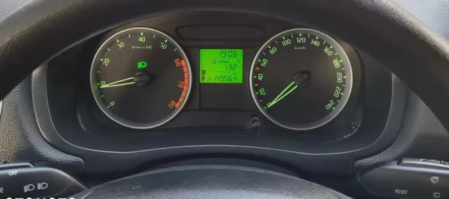 SKODA Fabia 1.2 HTP Elegance