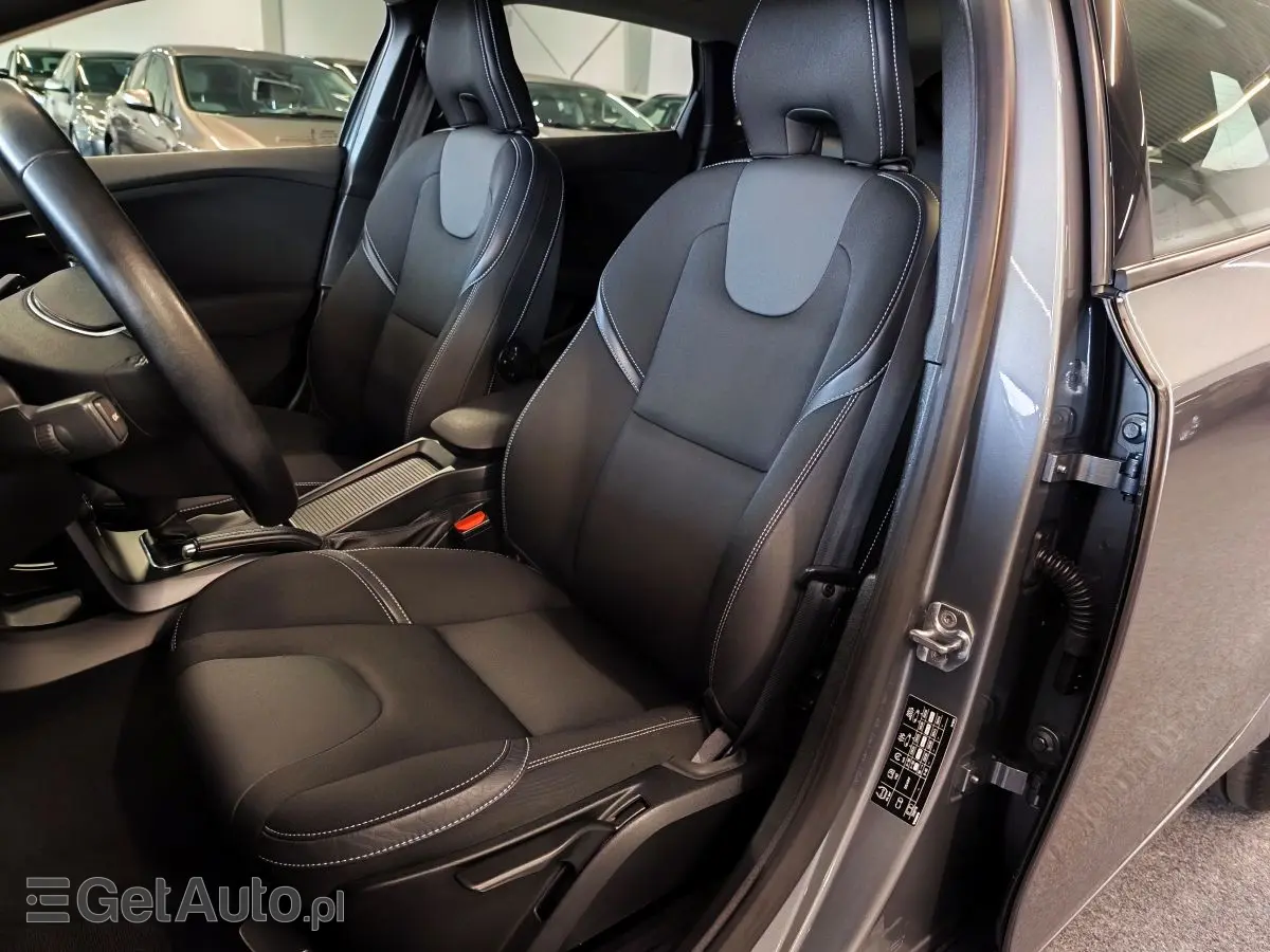 VOLVO V40 Momentum Getr