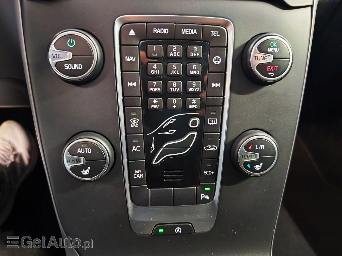 VOLVO V40 Momentum Getr