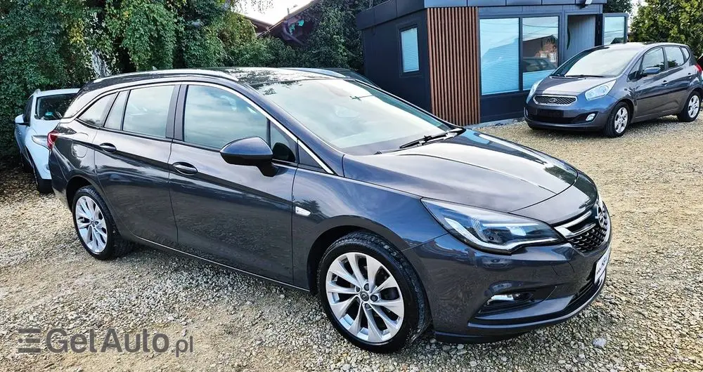 OPEL Astra 1.4 Turbo Innovation