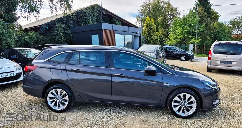 OPEL Astra 1.4 Turbo Innovation