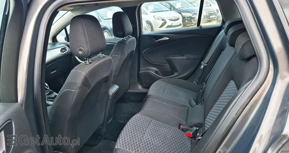 OPEL Astra 1.4 Turbo Innovation