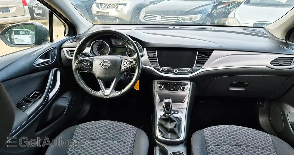 OPEL Astra 1.4 Turbo Innovation