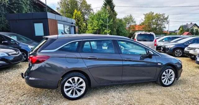 OPEL Astra 1.4 Turbo Innovation