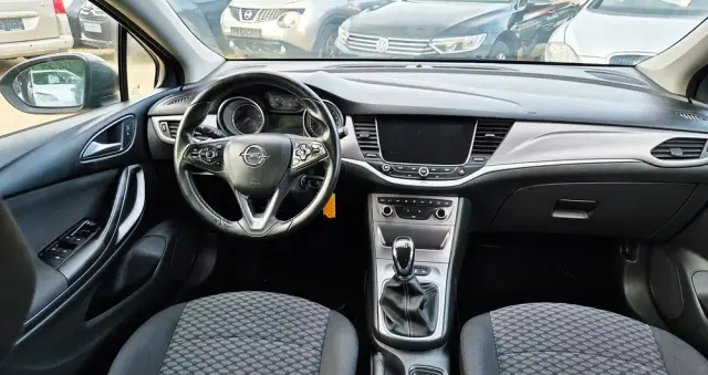 OPEL Astra 1.4 Turbo Innovation