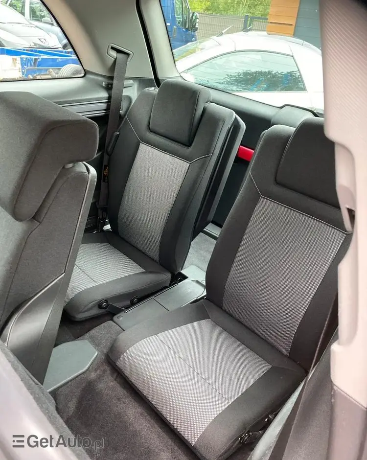 OPEL Zafira 1.6 Cosmo