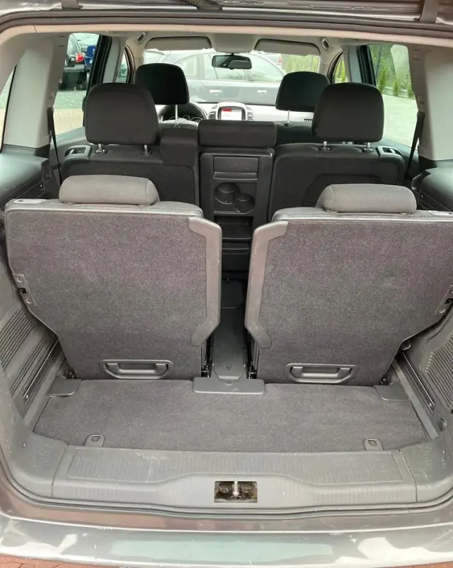 OPEL Zafira 1.6 Cosmo