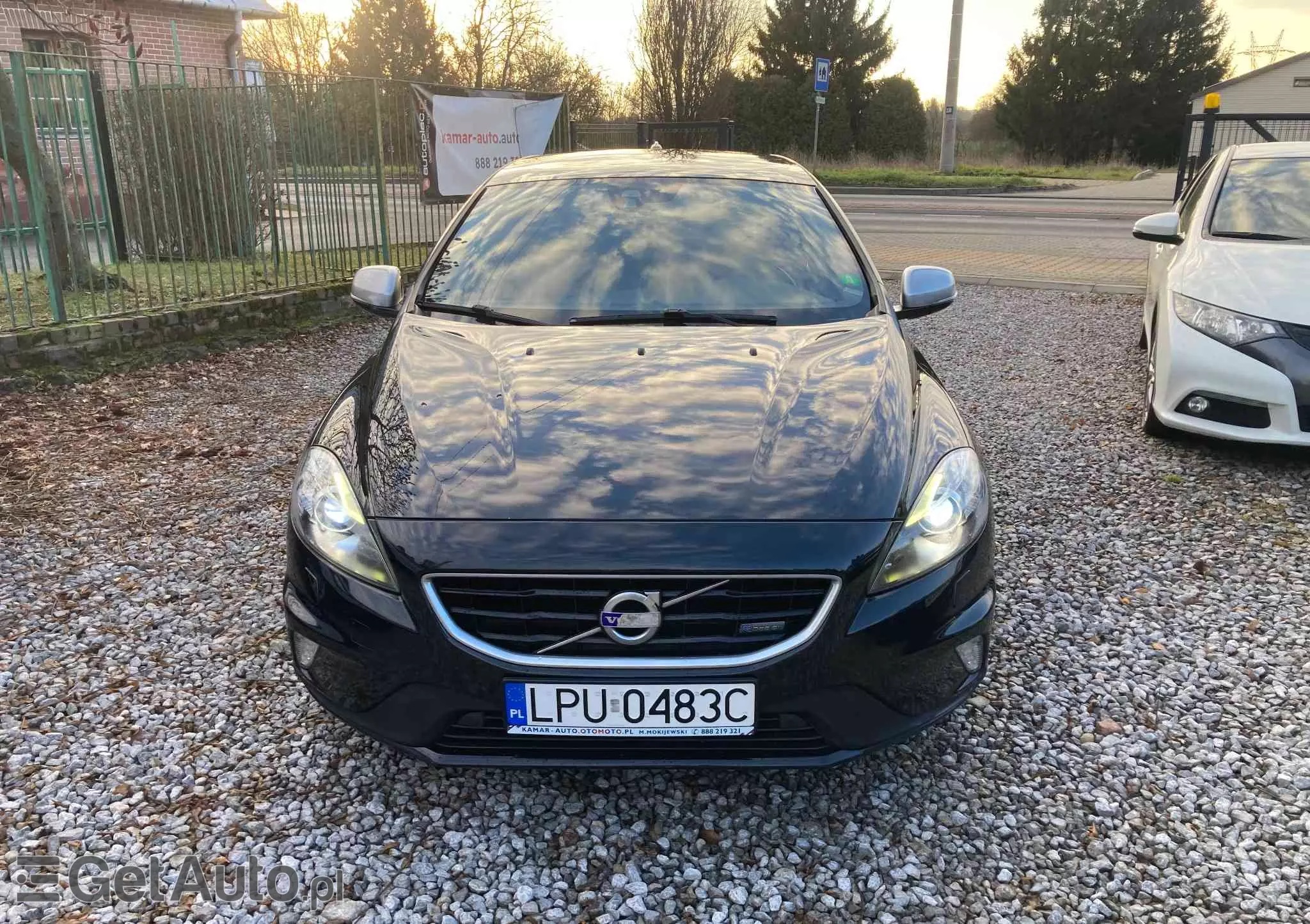 VOLVO V40 D2 R Design