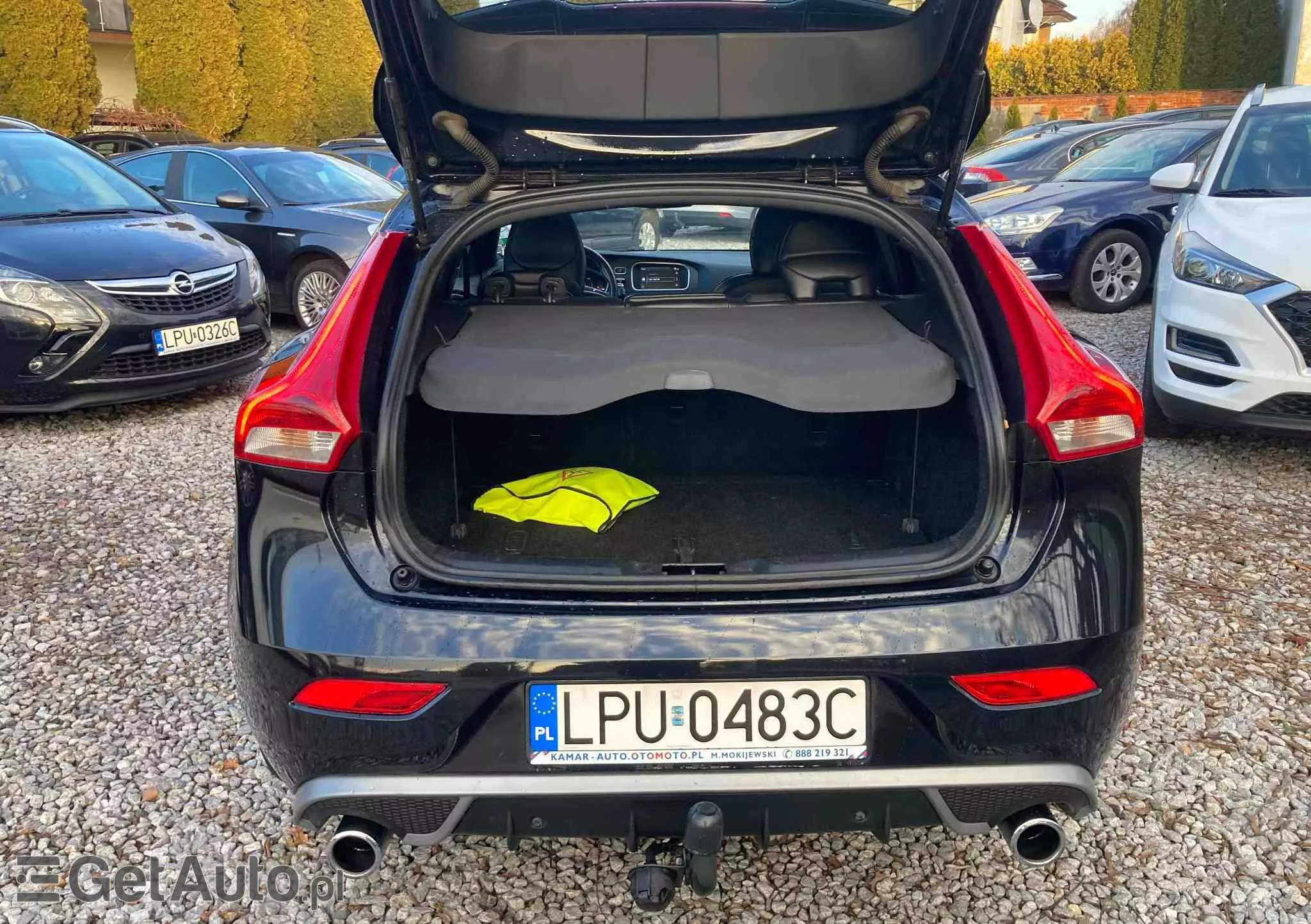 VOLVO V40 D2 R Design