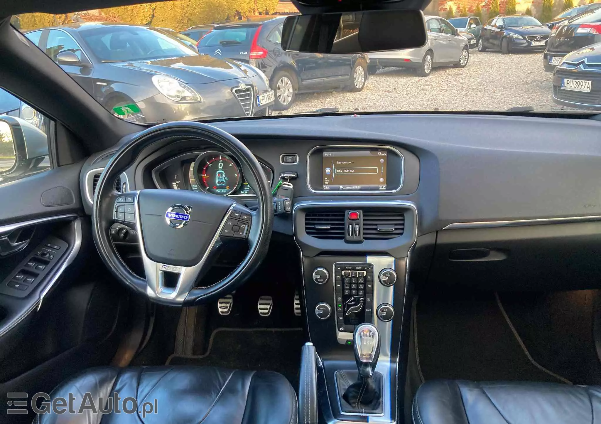 VOLVO V40 D2 R Design