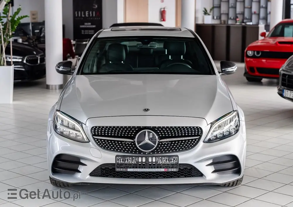 MERCEDES-BENZ Klasa C 300 4MATIC 9G-TRONIC