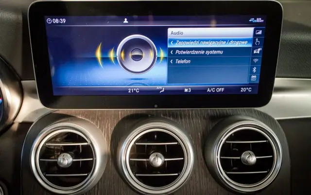 MERCEDES-BENZ Klasa C 300 4MATIC 9G-TRONIC