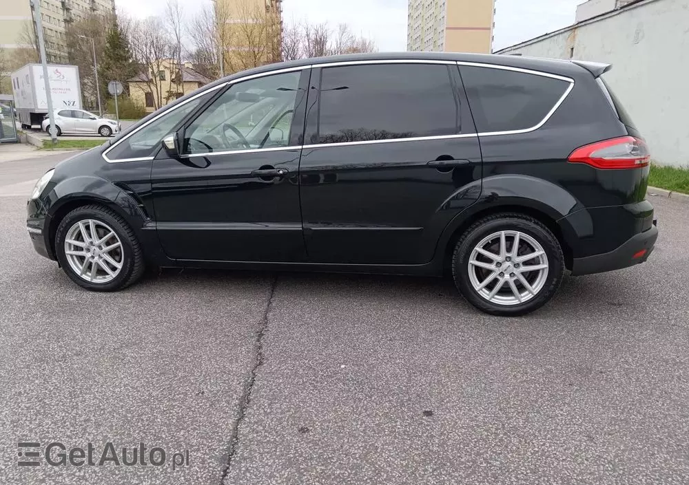 FORD S-Max 2.0 EcoBoost Titanium