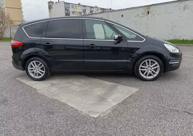 FORD S-Max 2.0 EcoBoost Titanium