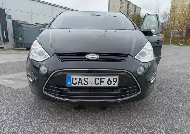 FORD S-Max 2.0 EcoBoost Titanium