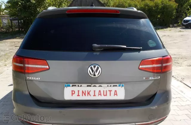 VOLKSWAGEN Passat Variant 1.6 TDI SCR DSG
