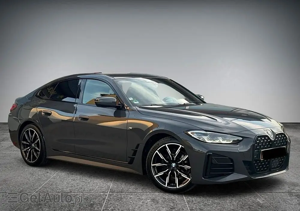 BMW Seria 4 420d xDrive Sport-Aut M Sport