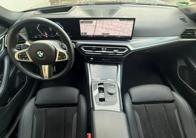 BMW Seria 4 420d xDrive Sport-Aut M Sport