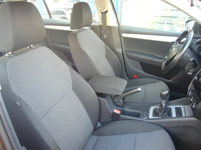 SKODA Octavia Ambition