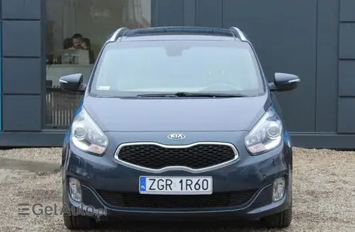 KIA Carens 