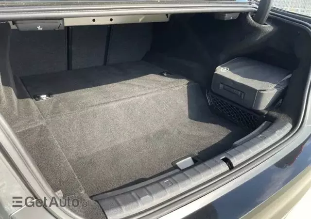 BMW Seria 5 530e iPerformance xDrive Luxury Line