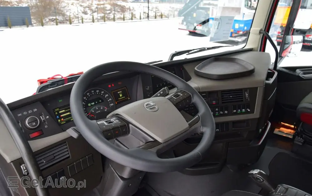 VOLVO FH500 / NISKA KABINA / HYDRAULIKA / EURO 6 / ACC / LEDY / ALUFELGI / SERWISOWANY / SPROWADZONY 