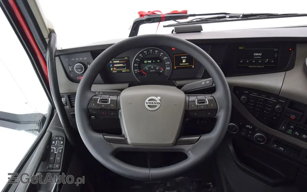 VOLVO FH500 / NISKA KABINA / HYDRAULIKA / EURO 6 / ACC / LEDY / ALUFELGI / SERWISOWANY / SPROWADZONY 