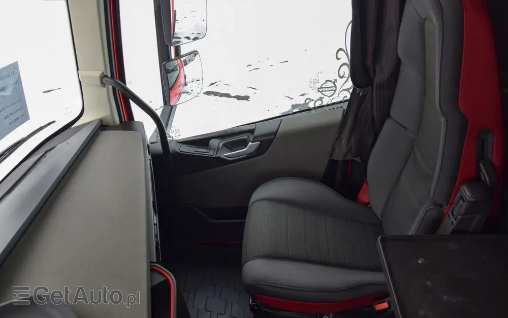 VOLVO FH500 / NISKA KABINA / HYDRAULIKA / EURO 6 / ACC / LEDY / ALUFELGI / SERWISOWANY / SPROWADZONY 