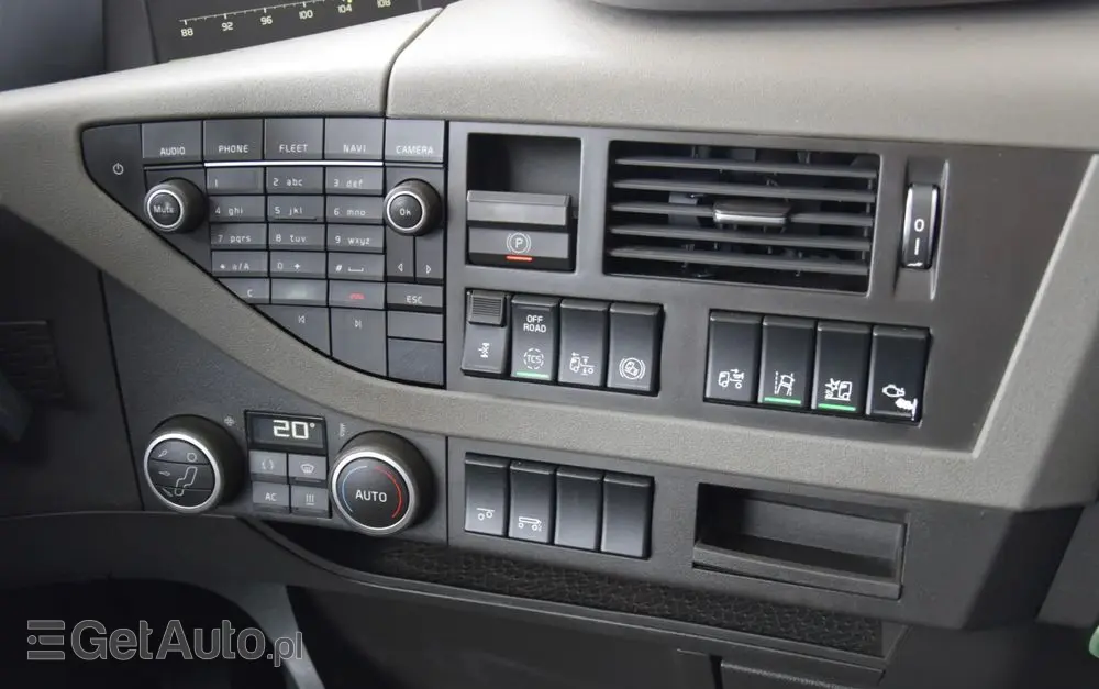 VOLVO FH500 / NISKA KABINA / HYDRAULIKA / EURO 6 / ACC / LEDY / ALUFELGI / SERWISOWANY / SPROWADZONY 