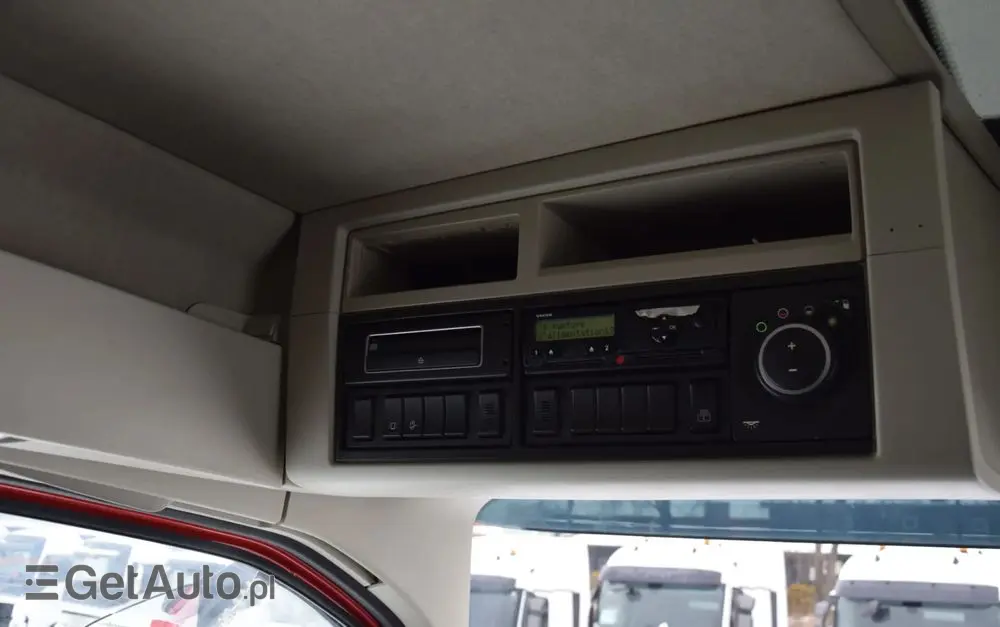 VOLVO FH500 / NISKA KABINA / HYDRAULIKA / EURO 6 / ACC / LEDY / ALUFELGI / SERWISOWANY / SPROWADZONY 