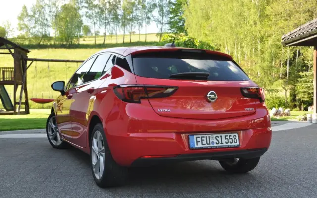 OPEL Astra 1.4 Turbo Start/Stop Dynamic