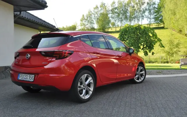 OPEL Astra 1.4 Turbo Start/Stop Dynamic