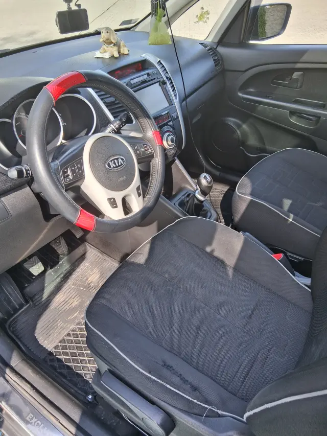 KIA Venga M