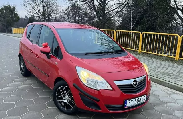 OPEL Meriva 