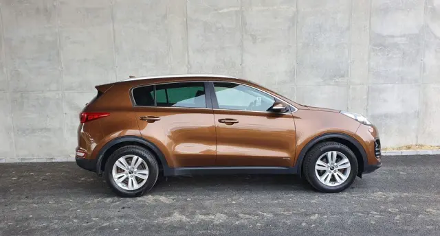 KIA Sportage 2.0 CRDI 4WD Automatik Vision