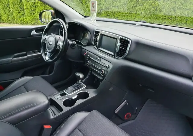 KIA Sportage 2.0 CRDI 4WD Automatik Vision