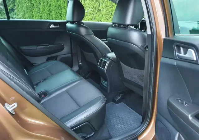 KIA Sportage 2.0 CRDI 4WD Automatik Vision