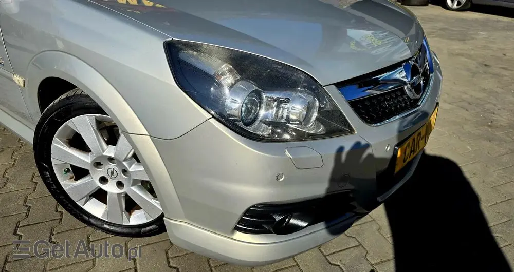 OPEL Vectra 2.0 Turbo Cosmo